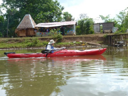 Kayaking to El Jobo community